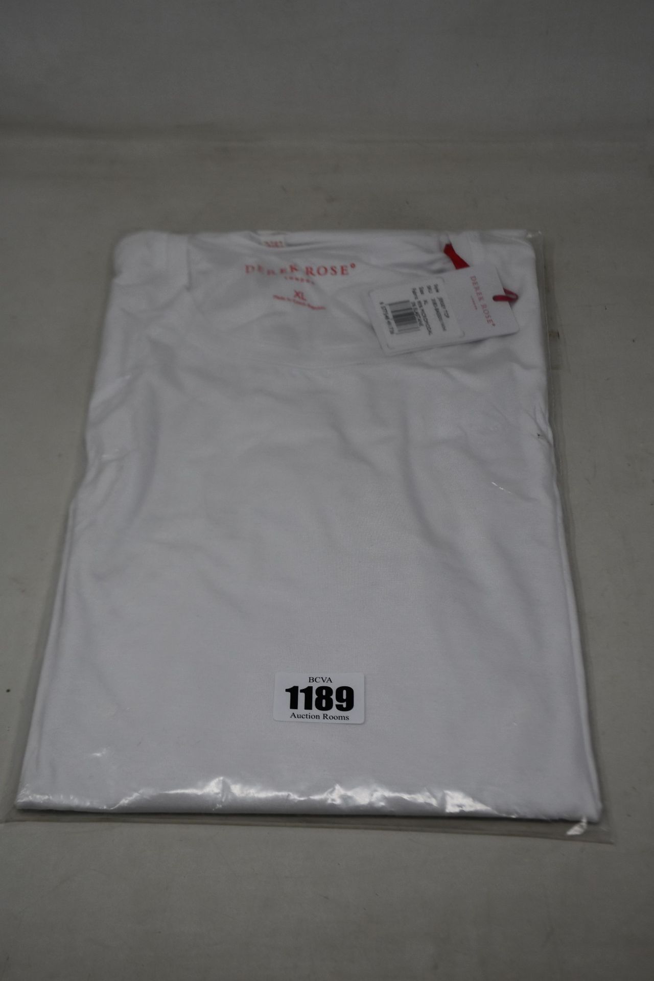 Three men's as new Derek Rose London long sleeve T-shirts (2 x navy M, 1 x white XL - RRP £100