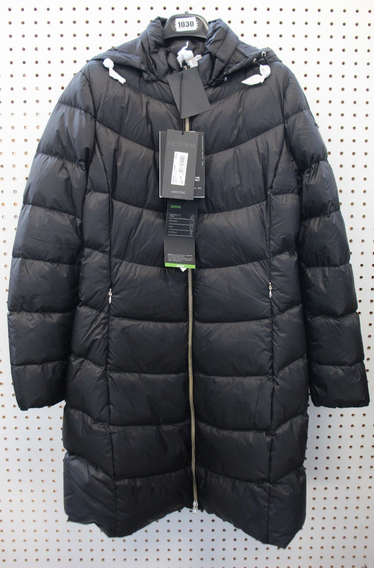 A women's as new Geox Respira Adrya long jacket (Size 44).