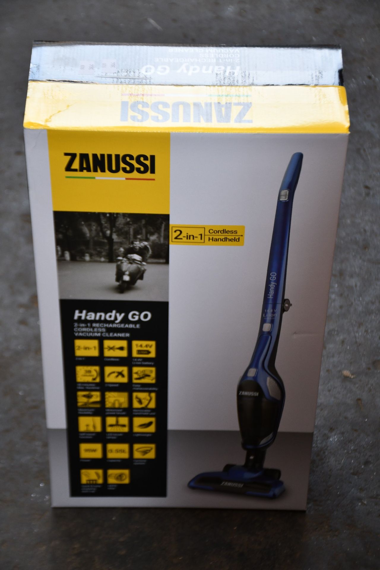 A new Zanussi Blue Handy Go 2 in 1, 95W, 0.55L rechargeable cordless vacuum cleaner (ZANDX75).