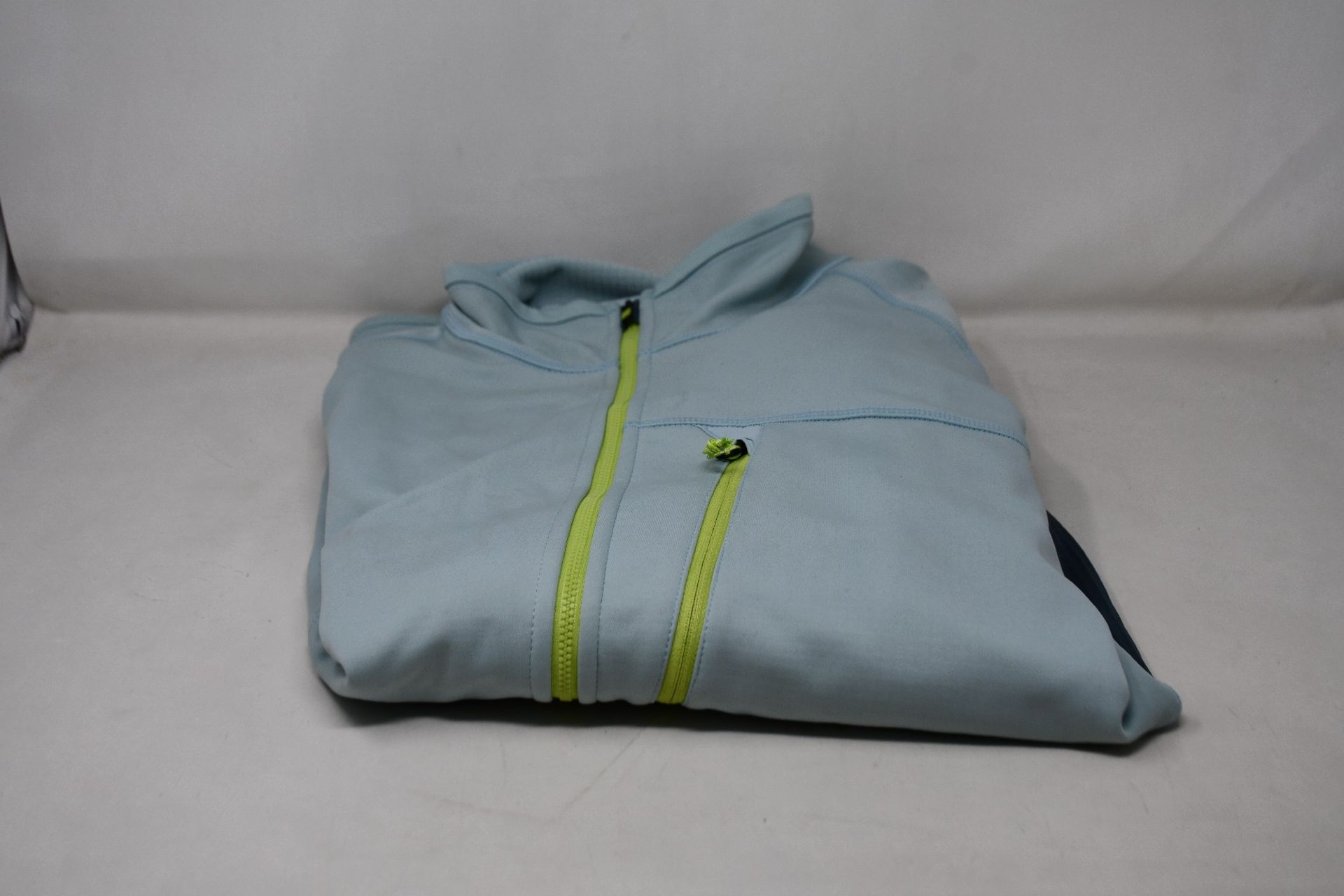 A men's as new Burton AK Grid full zip jacket (XL), Hearth fleece shirt (S), Elite crew