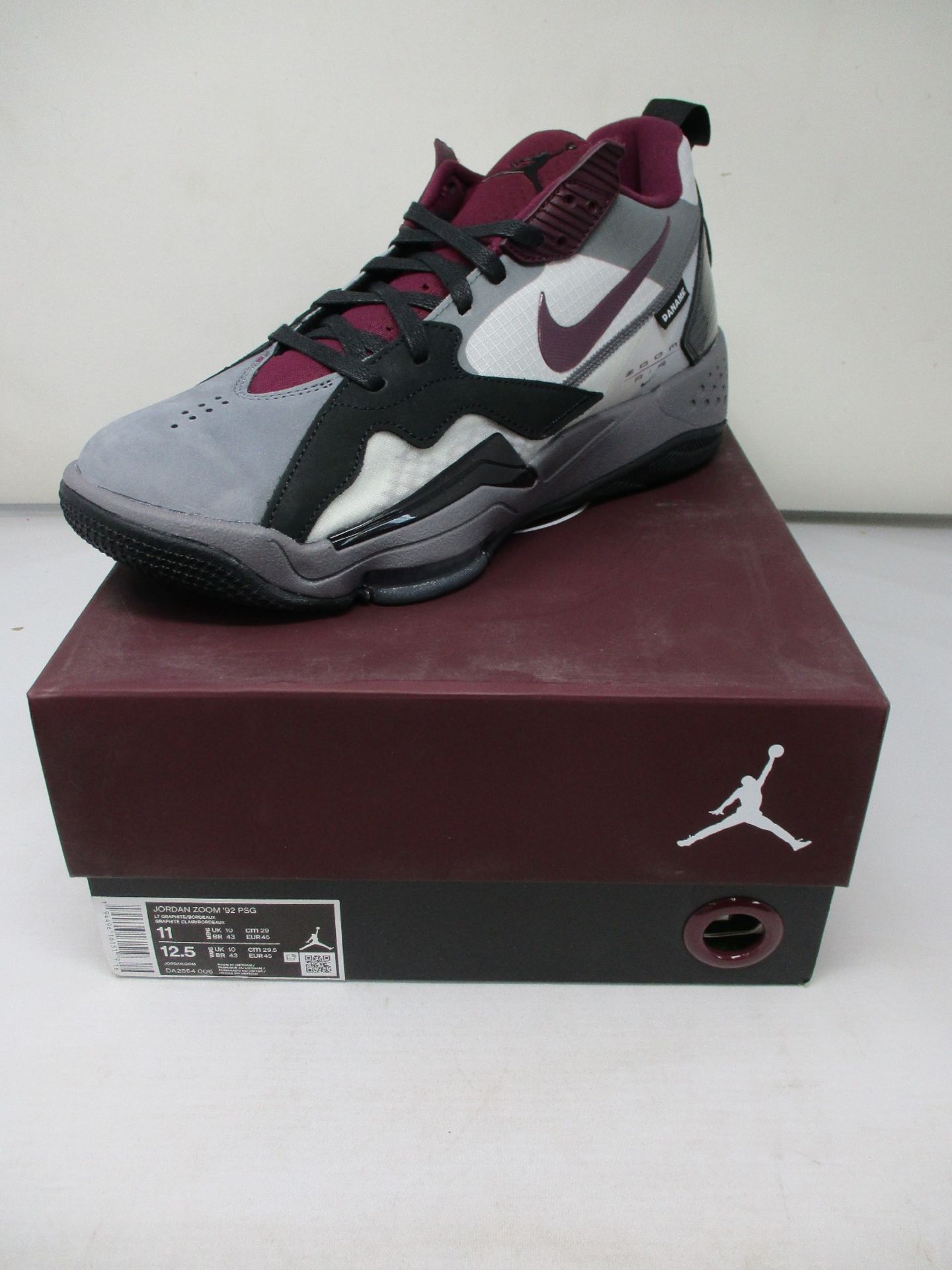 A pair of as new Nike Jordan Zoom '92 PSG (UK 10).