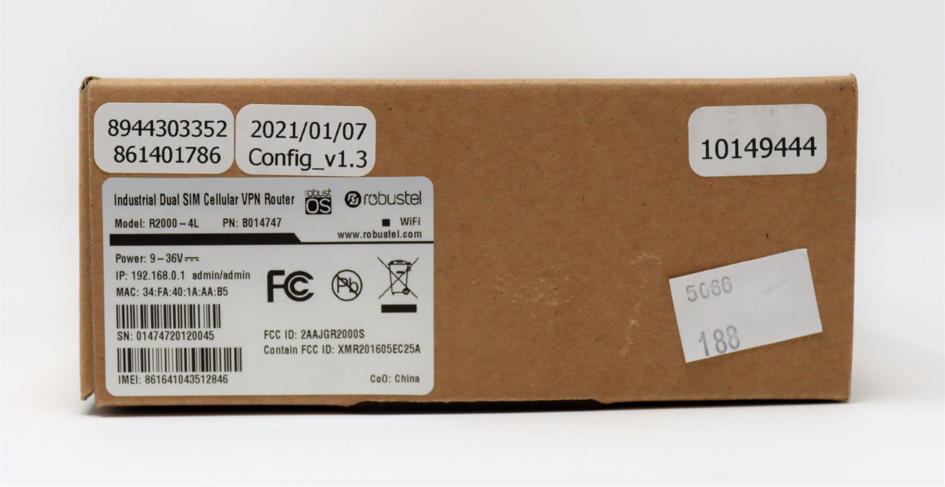 A boxed as new Robustel R2000-4L Industrial Dual SIM Cellular VPN Router (P/N: B014747).