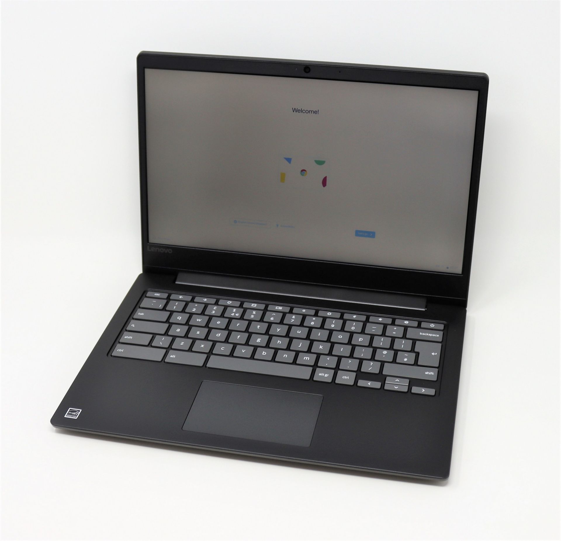 A pre-owned boxed 14" Lenovo S330 Chromebook (model 81JW) with MediaTech 2.1GHz CPU, 4GB RAM and