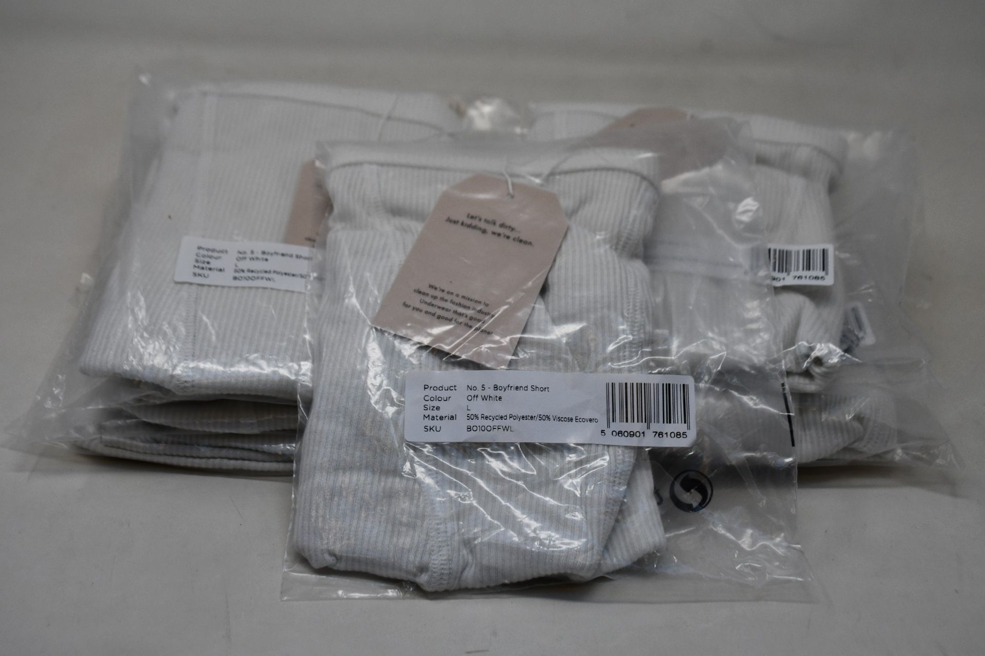 Ten pairs of women's as new Renue N0.5 Boyfriend Short underwear in off white (All M - RRP £23