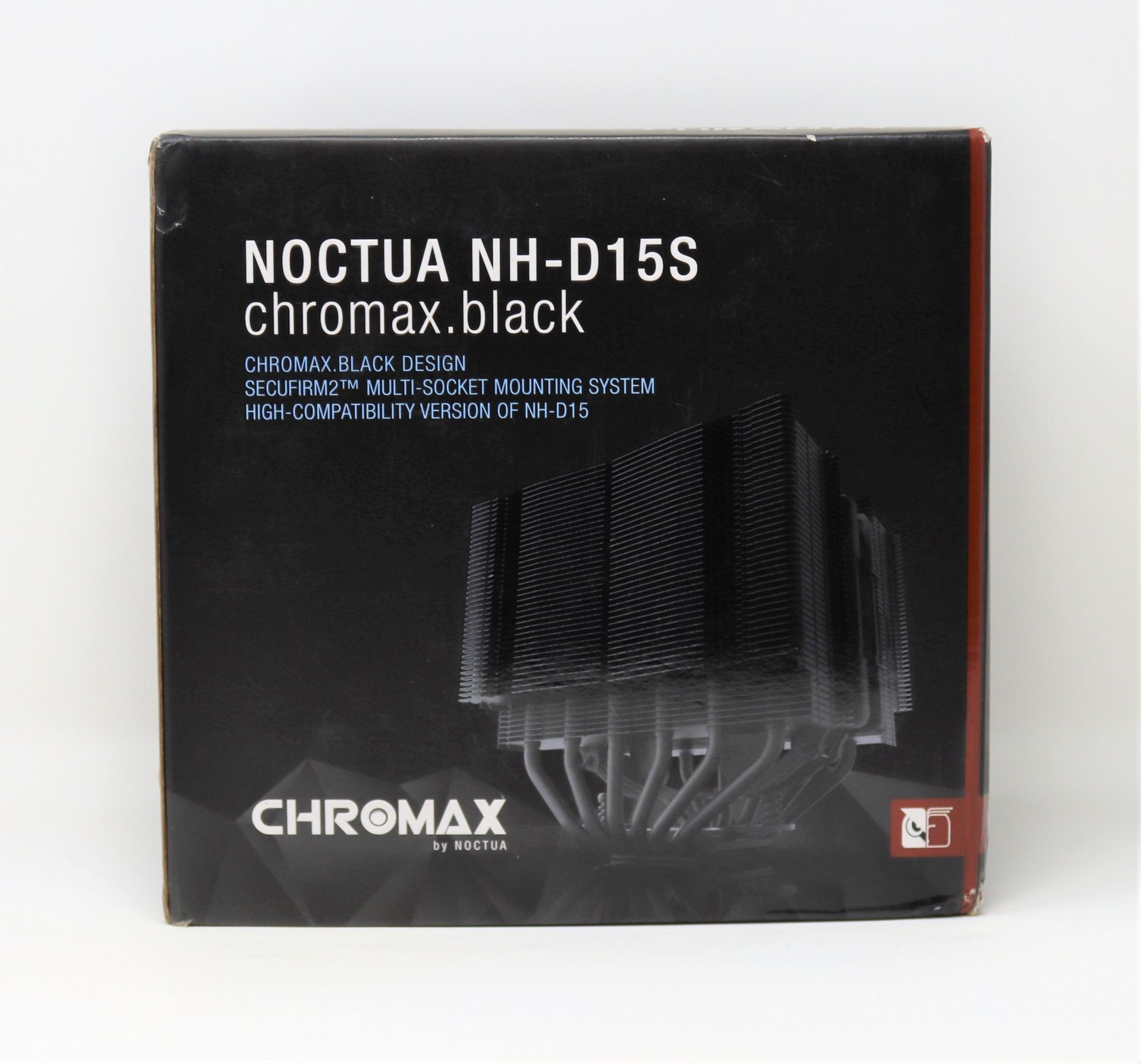 A boxed as new Noctua NH-D15S high compatibility CPU cooler in chromax black (outer box damaged).