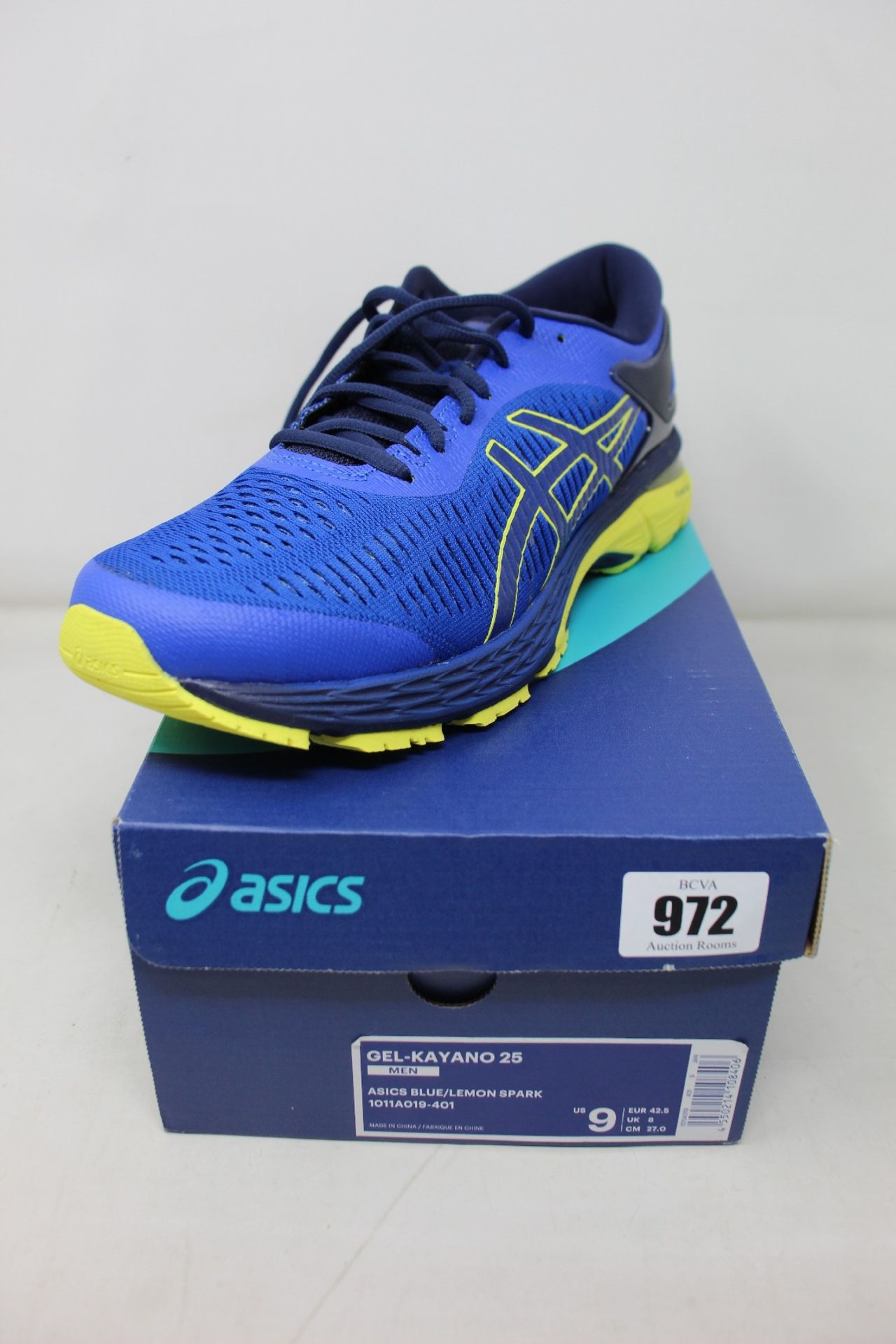 A pair of men's as new Asics Gel-Kayano 25 trainers (UK 8).