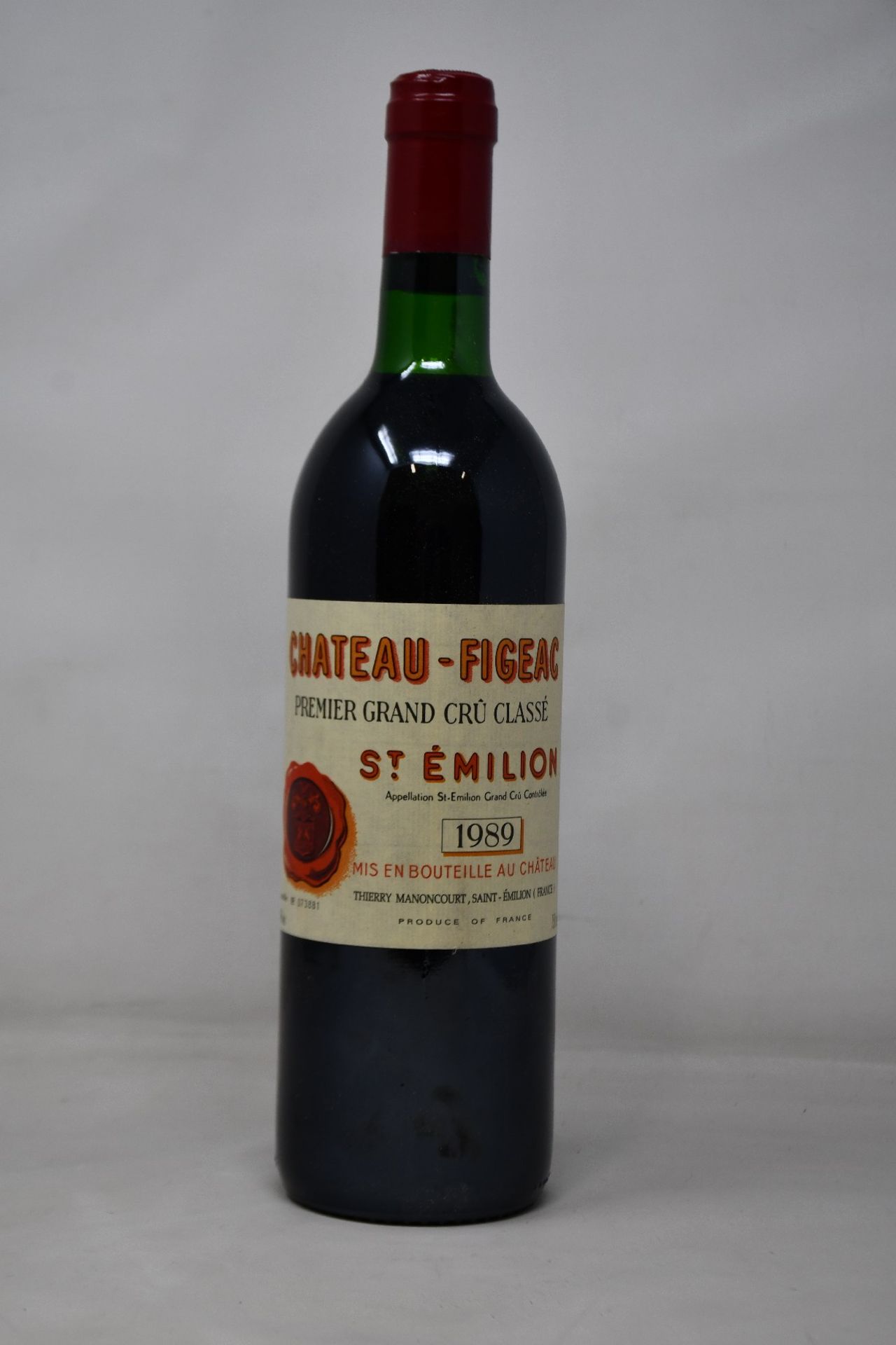 A bottle of 1989 Chateau-Figerac Premier Grand Cru St Emilion (Over 18s only).