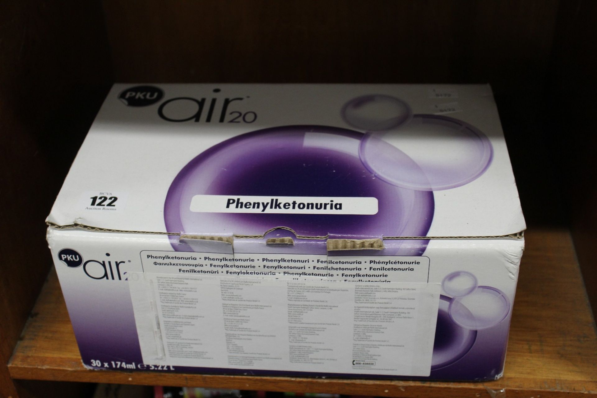 A box of thirty 174ml PKU Air20 supplements.