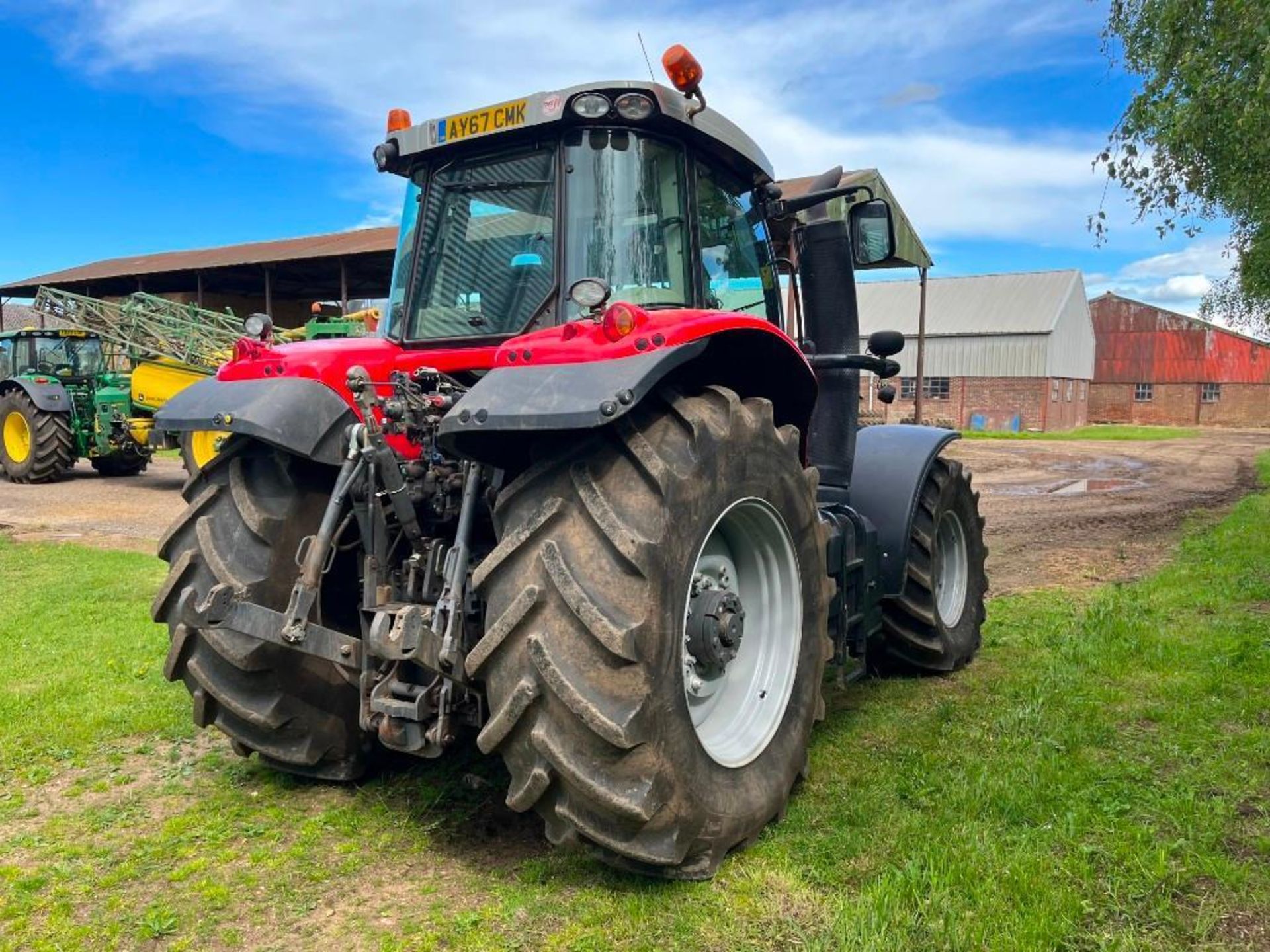 2017 Massey Ferguson 7726 Dyna 6 - Image 4 of 9