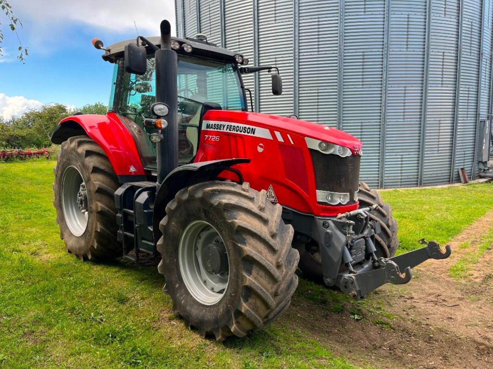 2017 Massey Ferguson 7726 Dyna 6 - Image 3 of 9