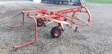 2003 Lely Lotus 300 Tedder