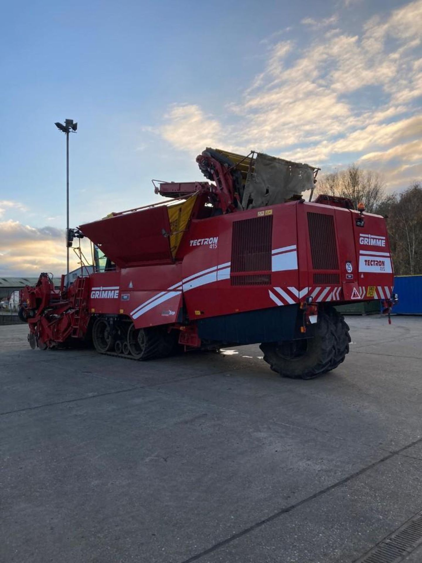 Grimme Tectron 415 Harvester (2013) - Image 2 of 15