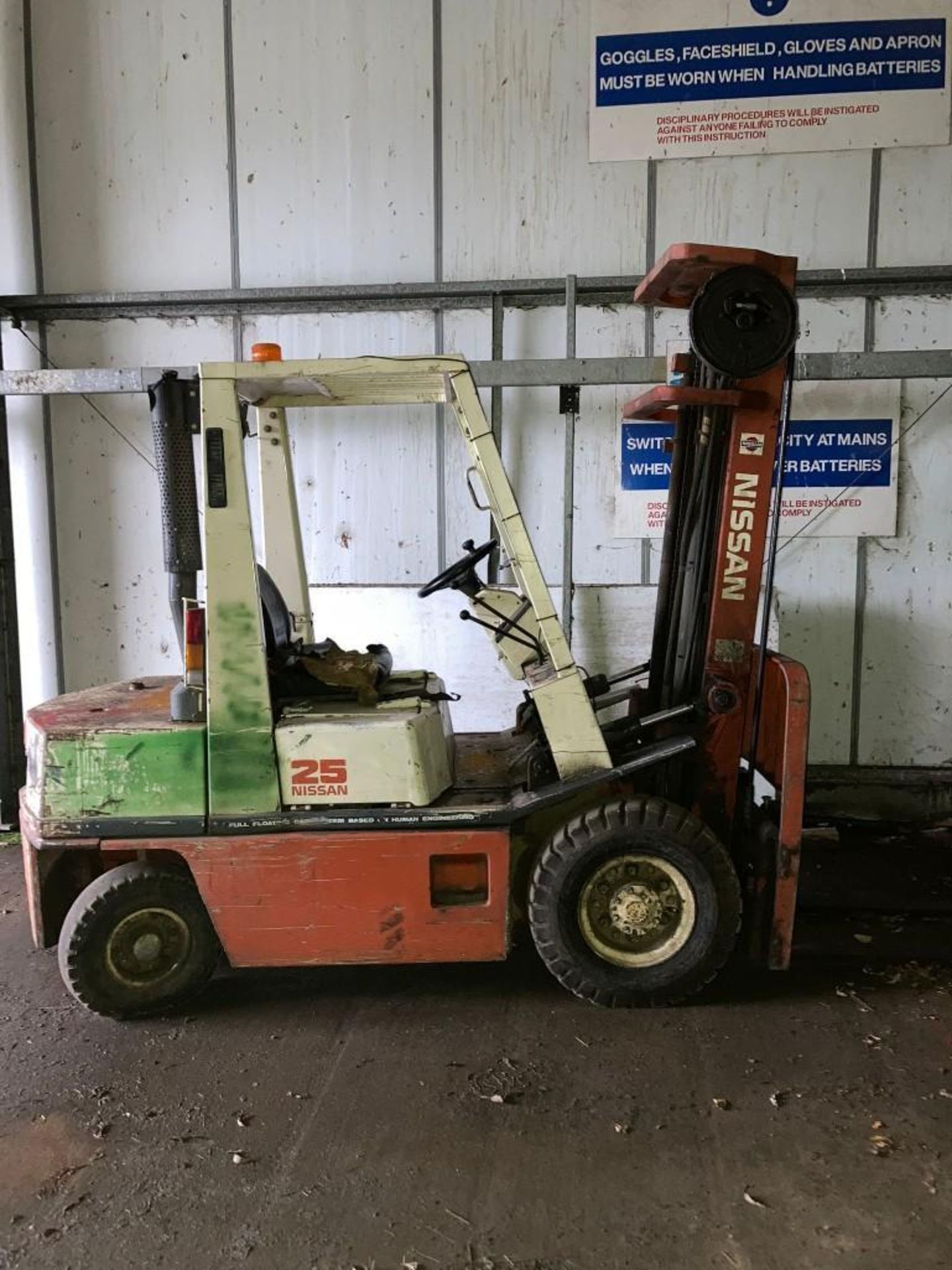 Nissan 25 Forklift - Image 5 of 7