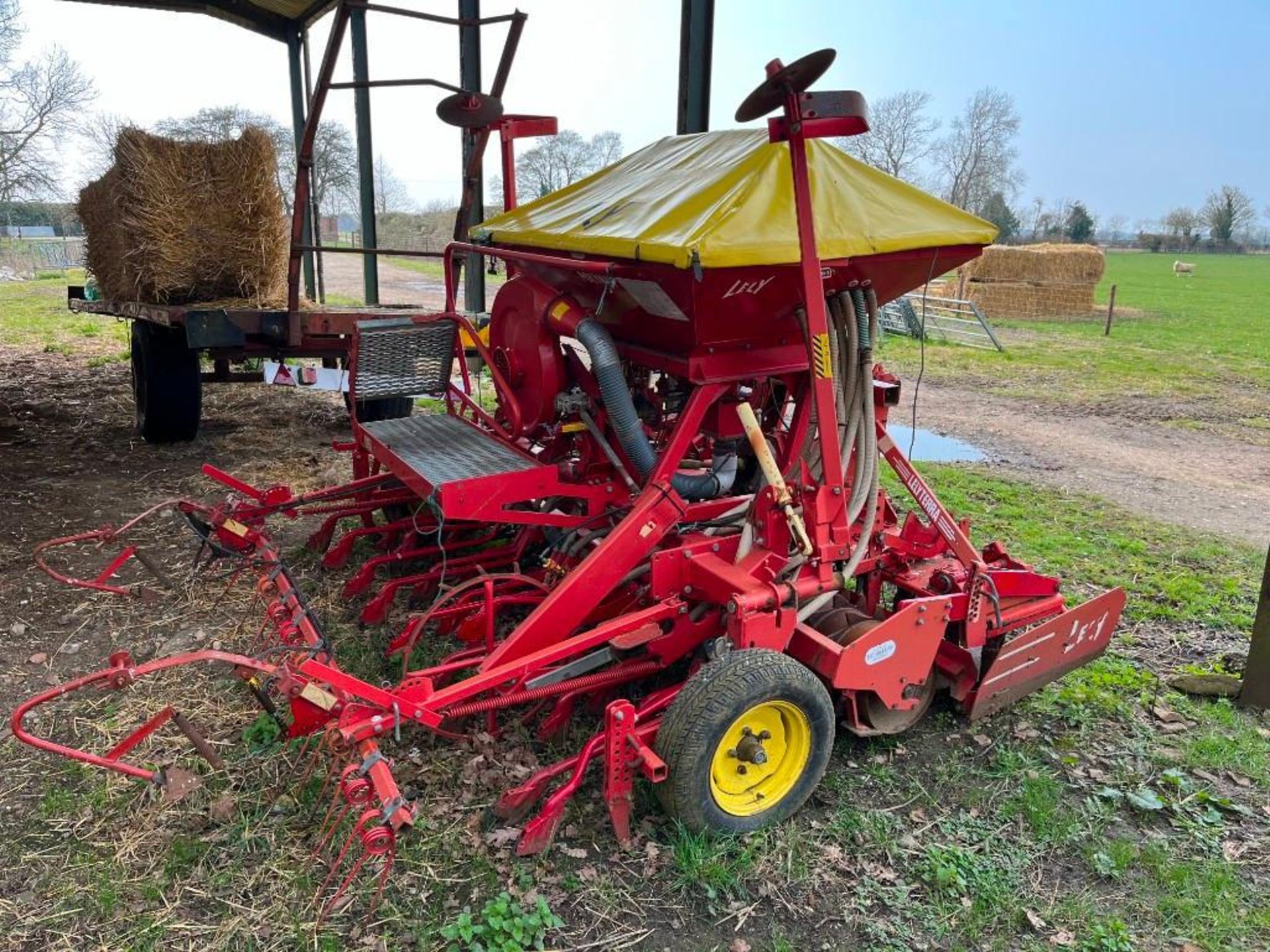 Lely Polymat 3m Combi Drill w/ Lely Terra 300-25 3m Power Harrow - Image 5 of 12