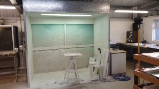 Walk in Spray Booth with Extractor