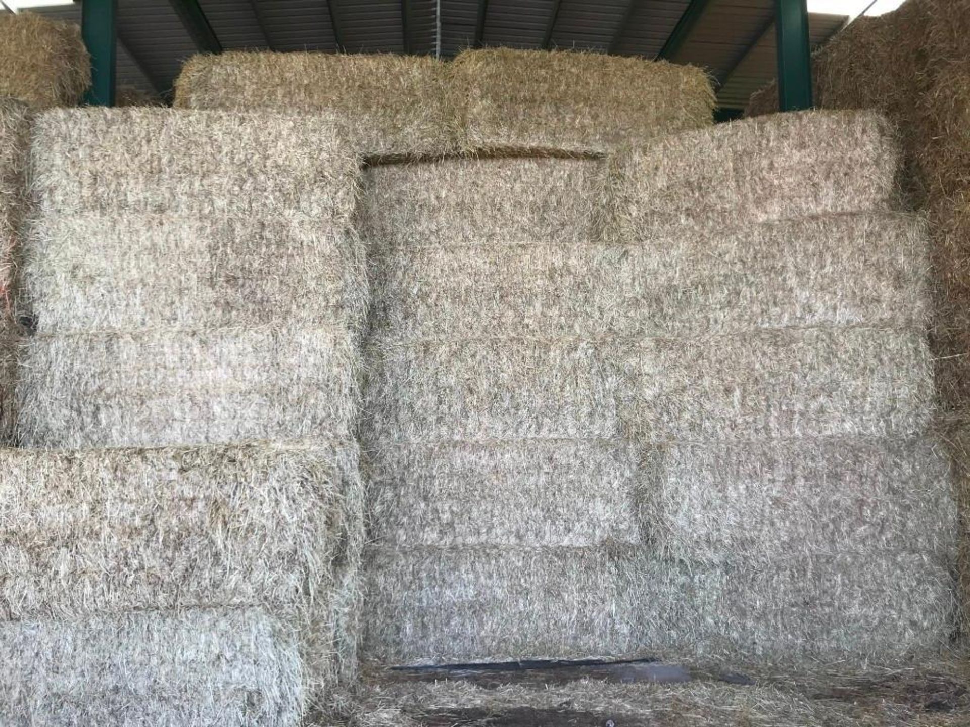 40 Heston Bales of Hay - Image 7 of 12