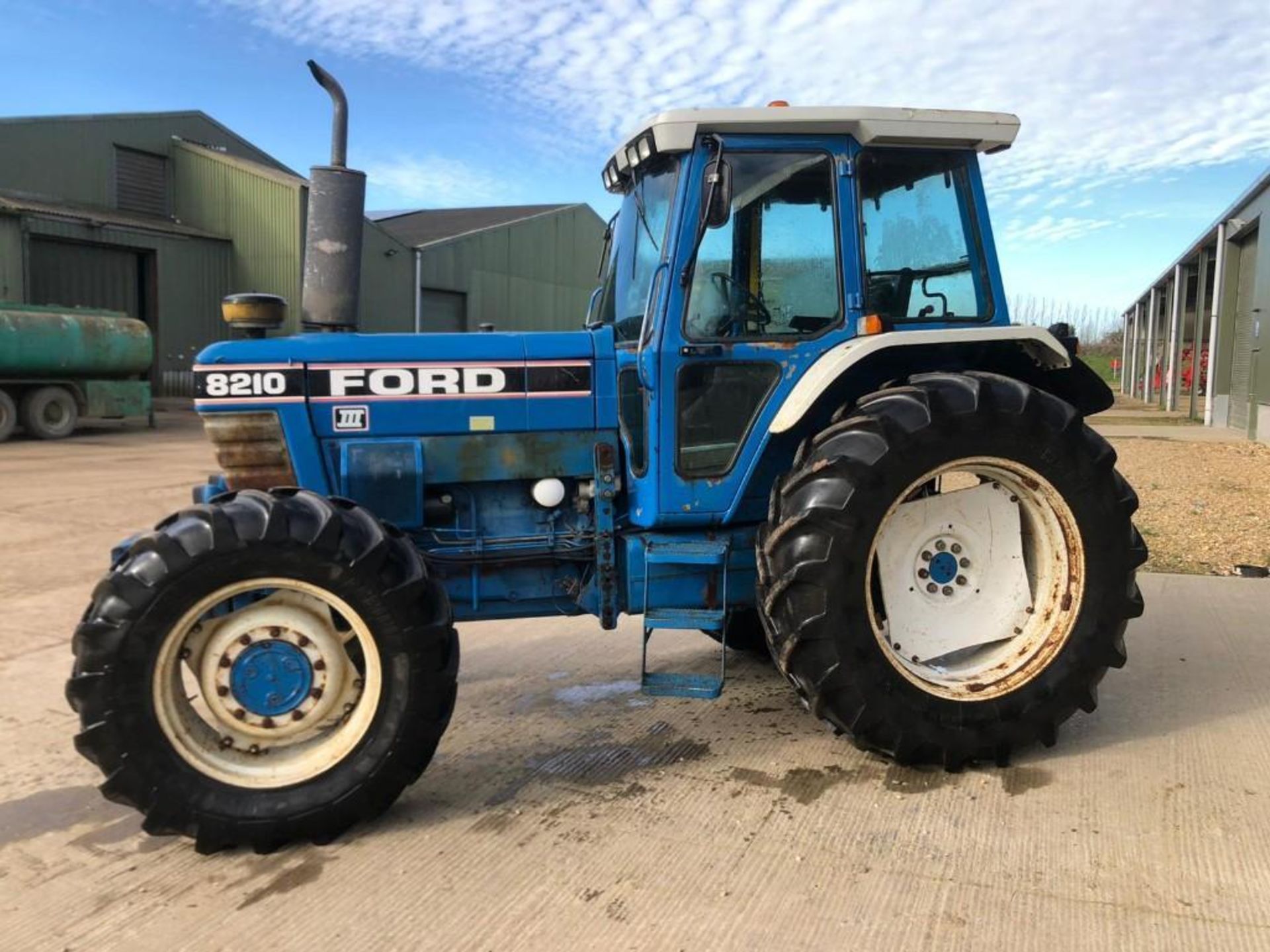 Ford 8210