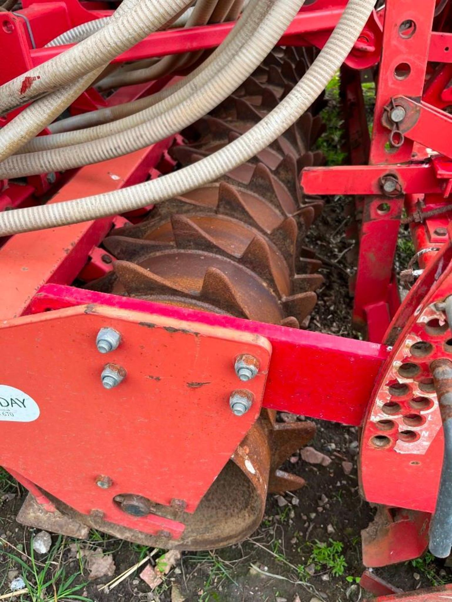 Lely Polymat 3m Combi Drill w/ Lely Terra 300-25 3m Power Harrow - Image 8 of 12