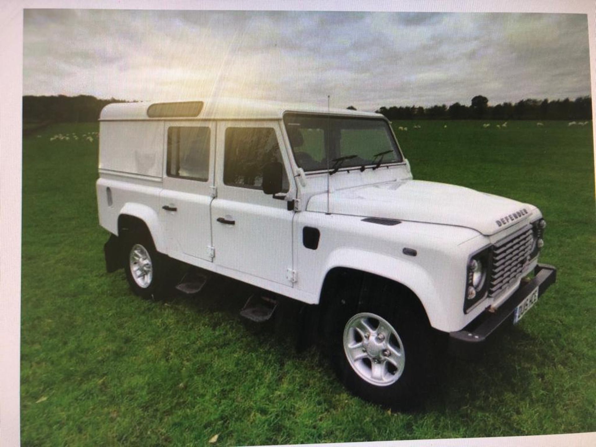 Landrover Defender 110 - Image 4 of 14