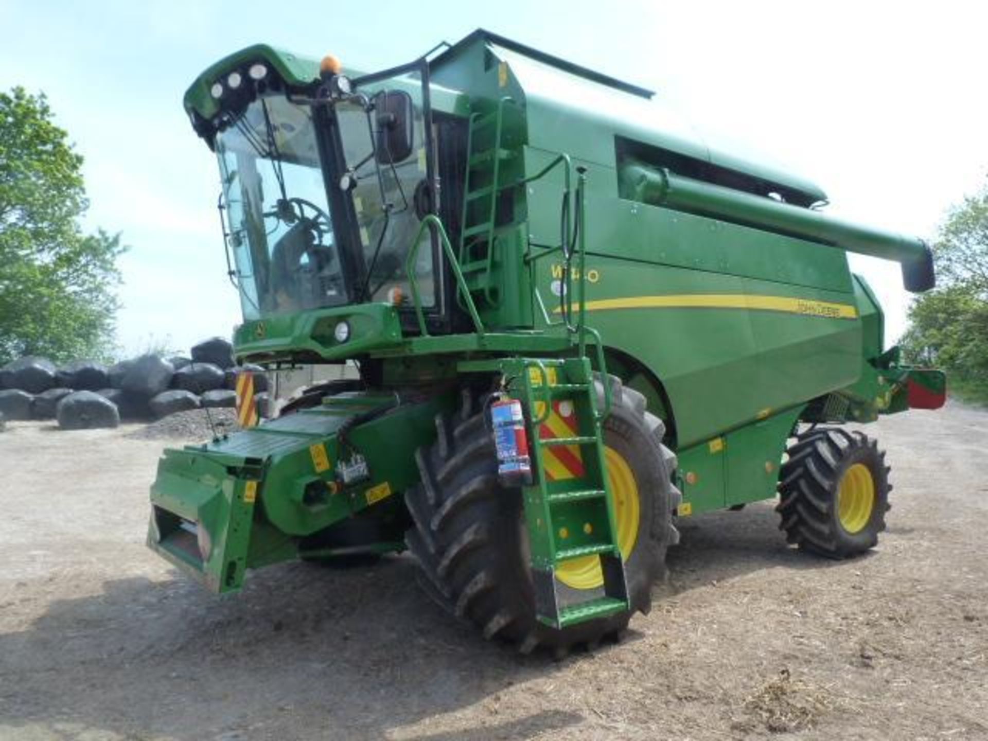 John Deere W440 - Image 2 of 15