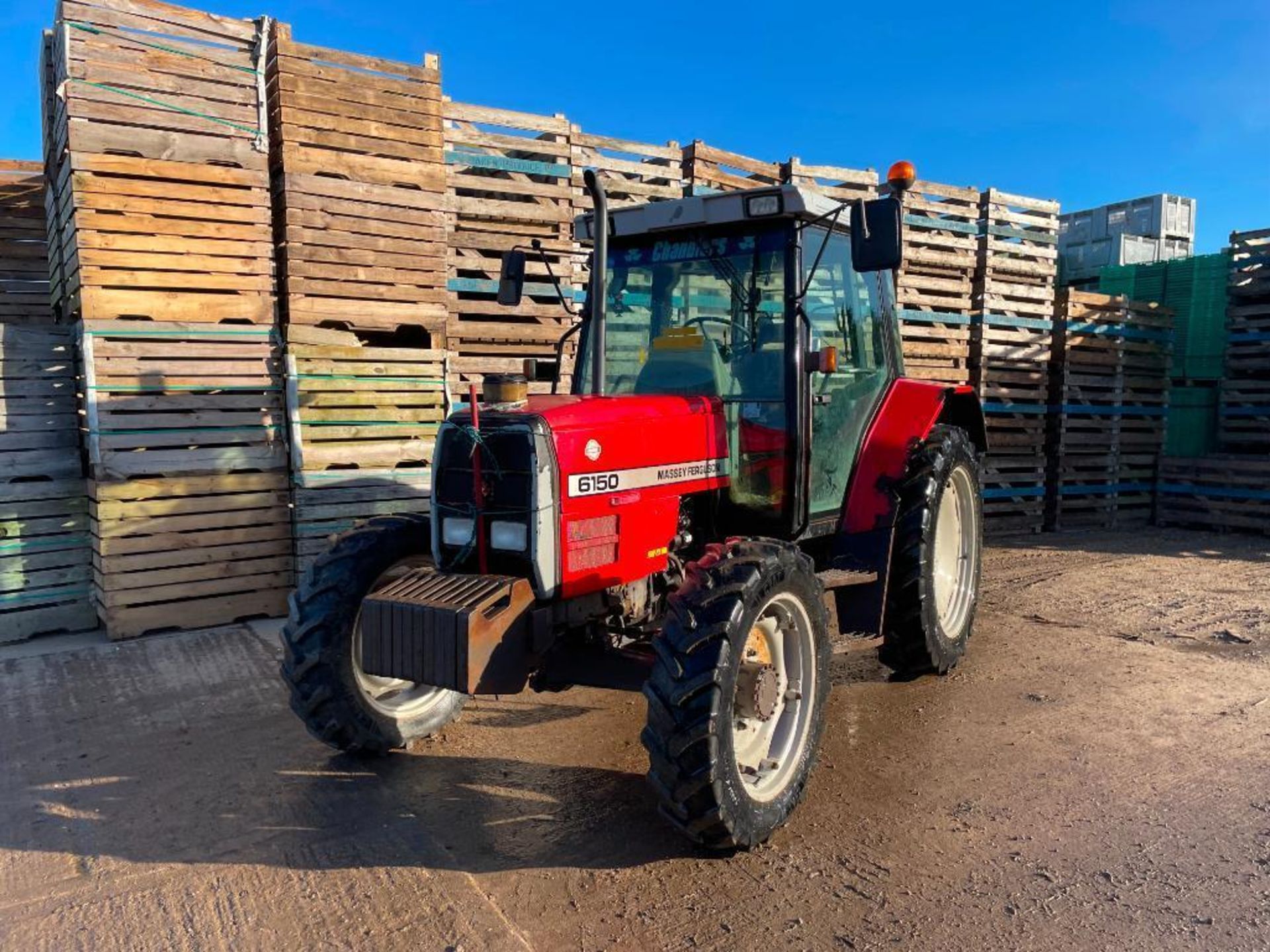 1996 Massey Ferguson 6150 4wd tractor with 2 manual spools and 10no. 45kg wafer weights on 280/85R28 - Image 7 of 21