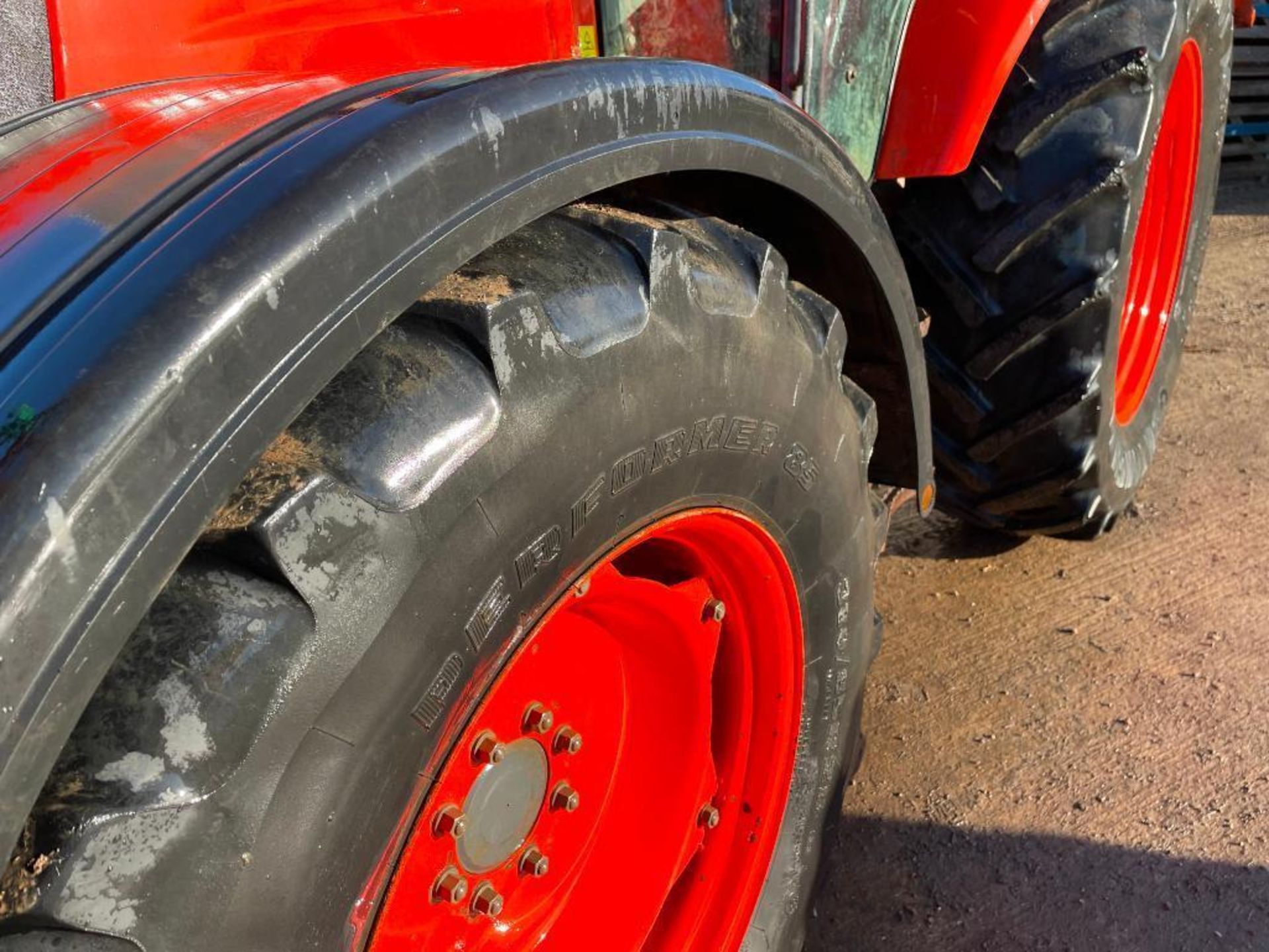 2008 Kubota M108S 4wd tractor with 2 manual spools on 380/85R28 front and 460/85R38 rear wheels and - Image 9 of 15