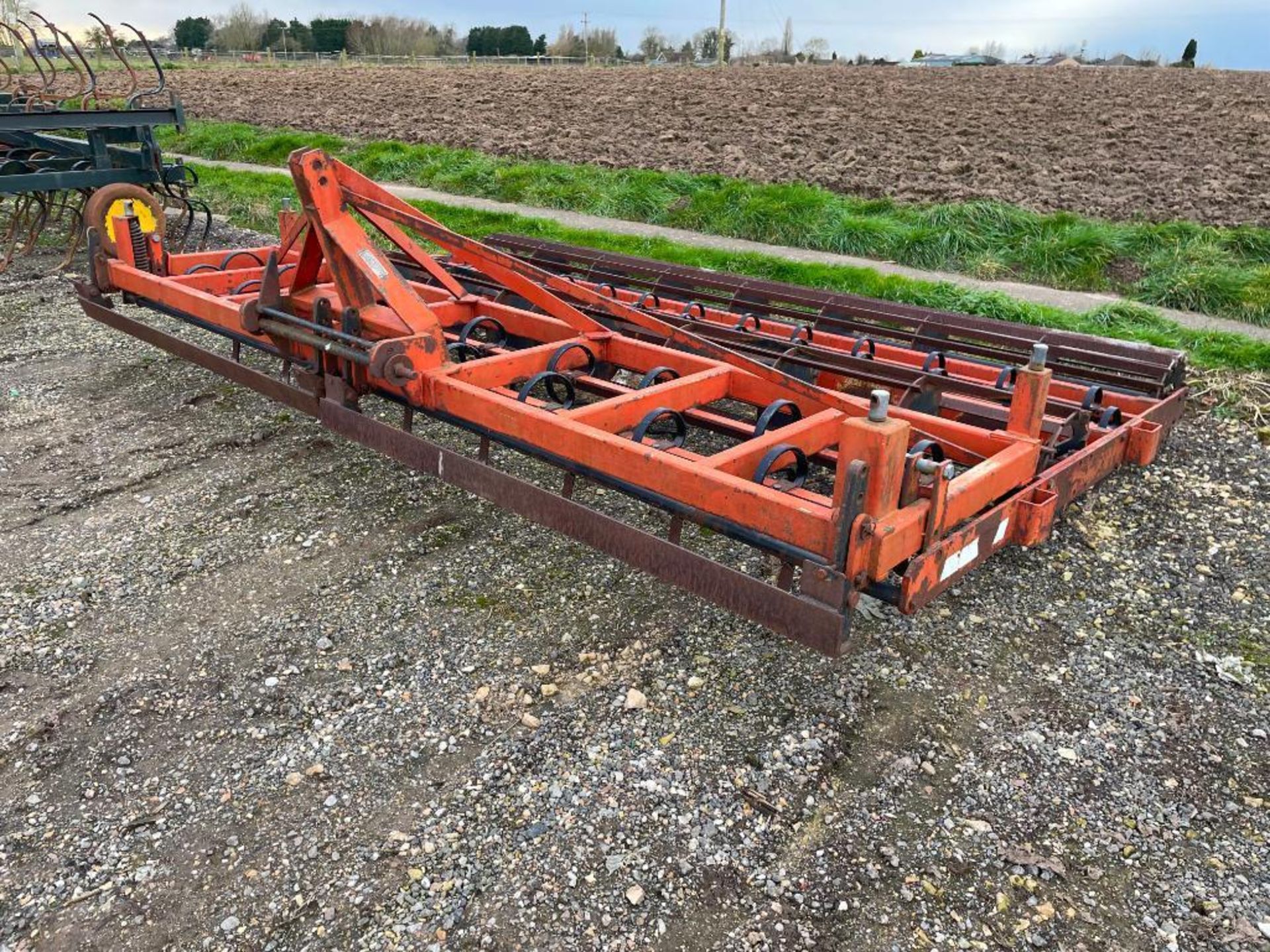 Kombi spring tine cultivator 4m with 2 crumbler rollers - Image 2 of 5