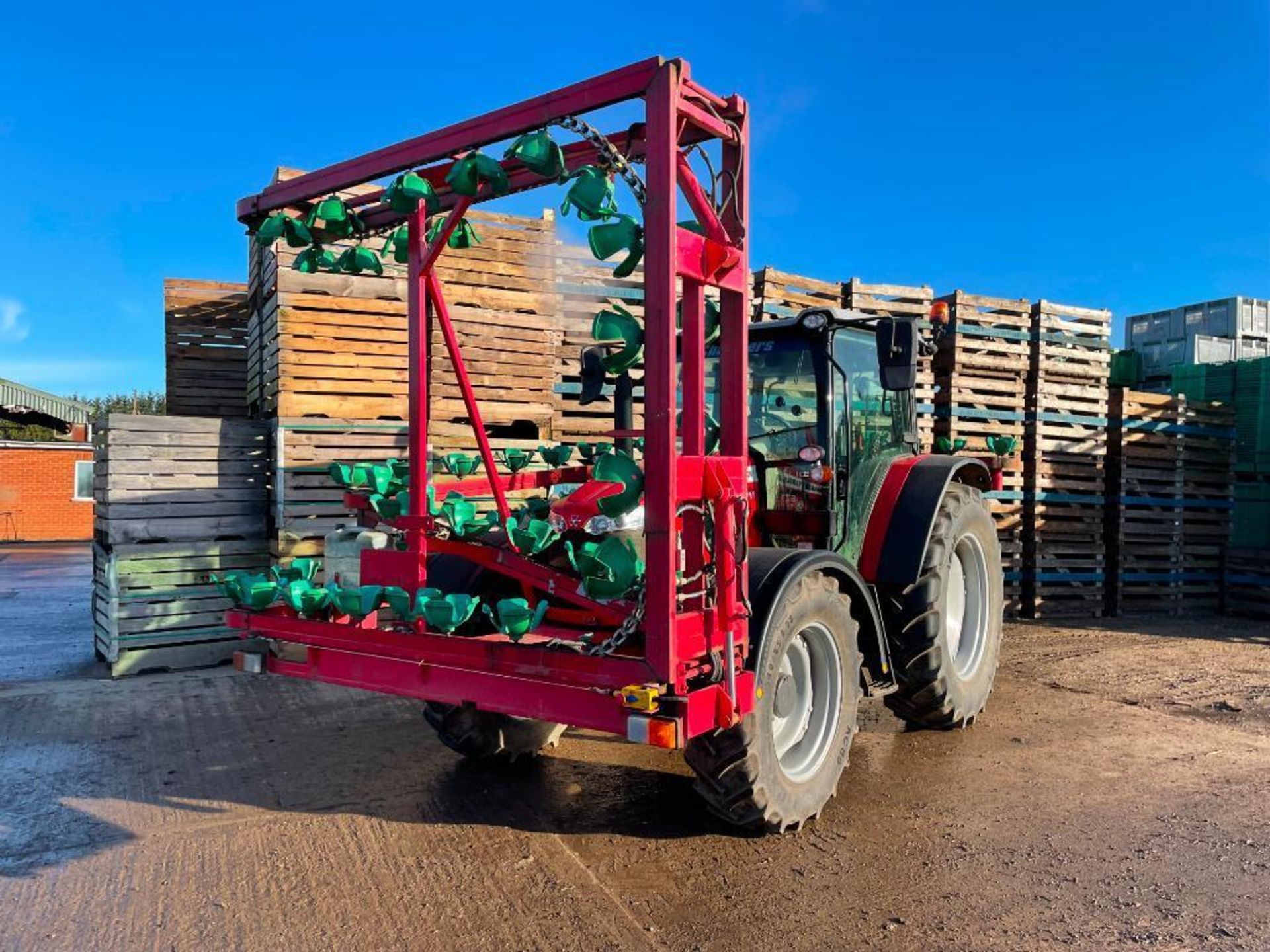 2020 Massey Ferguson 5711 Dyna-4 4wd tractor with 2 spools on 340/85R28 front and 420/85R38 rear whe - Image 11 of 21