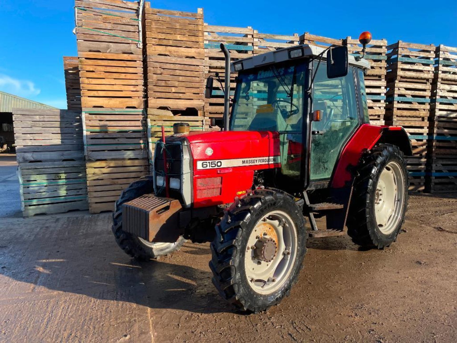 1996 Massey Ferguson 6150 4wd tractor with 2 manual spools and 10no. 45kg wafer weights on 280/85R28 - Image 13 of 21