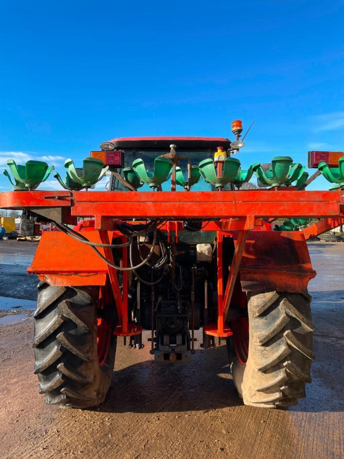 2008 Kubota M108S 4wd tractor with 2 manual spools on 380/85R28 front and 460/85R38 rear wheels and - Image 12 of 15