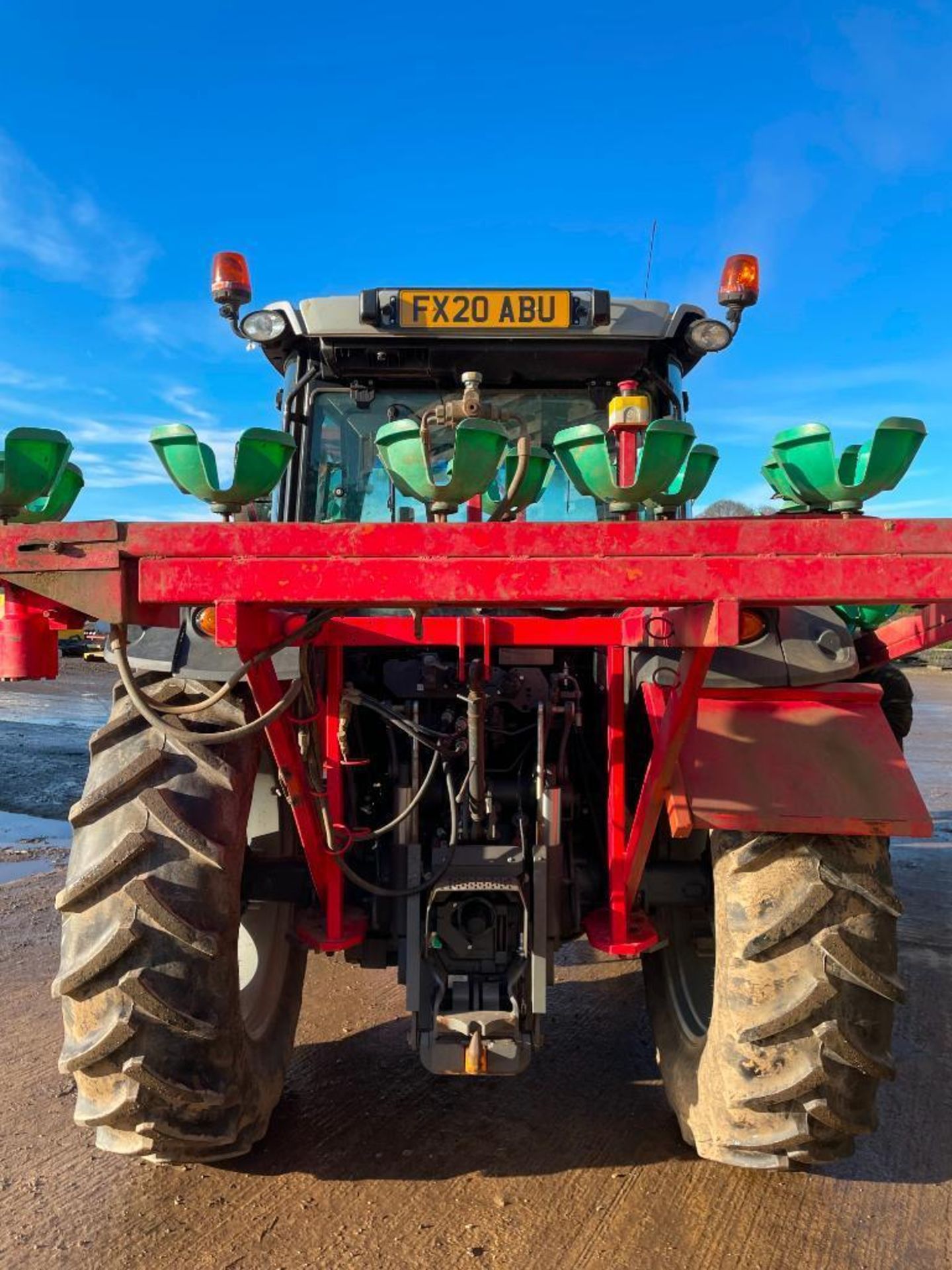 2020 Massey Ferguson 5711 Dyna-4 4wd tractor with 2 spools on 340/85R28 front and 420/85R38 rear whe - Image 16 of 21