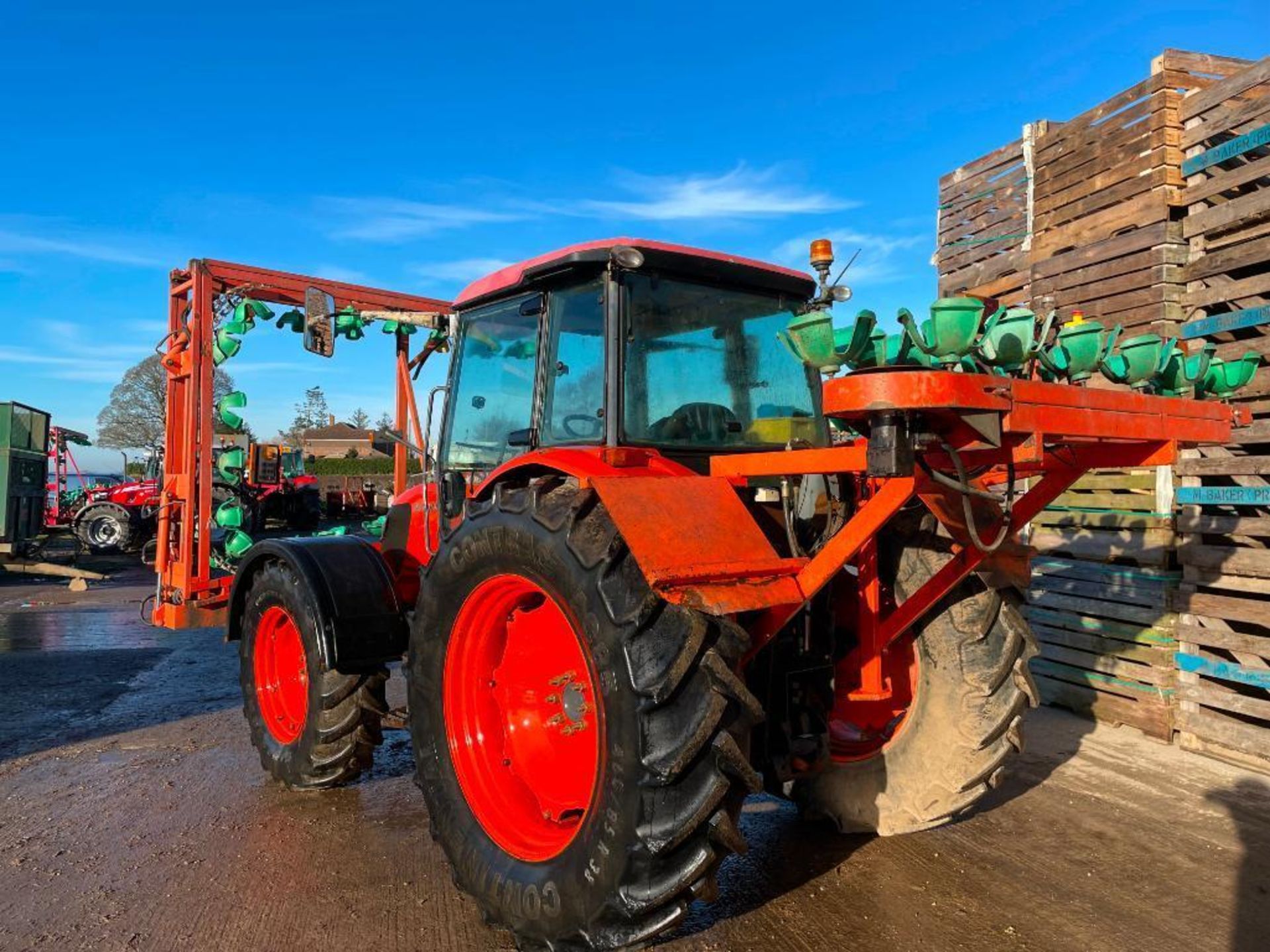 2008 Kubota M108S 4wd tractor with 2 manual spools on 380/85R28 front and 460/85R38 rear wheels and - Image 11 of 15