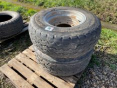 2No (1 xMichelin, 1 x Goodyear) 340/65R18 wheel and tyres