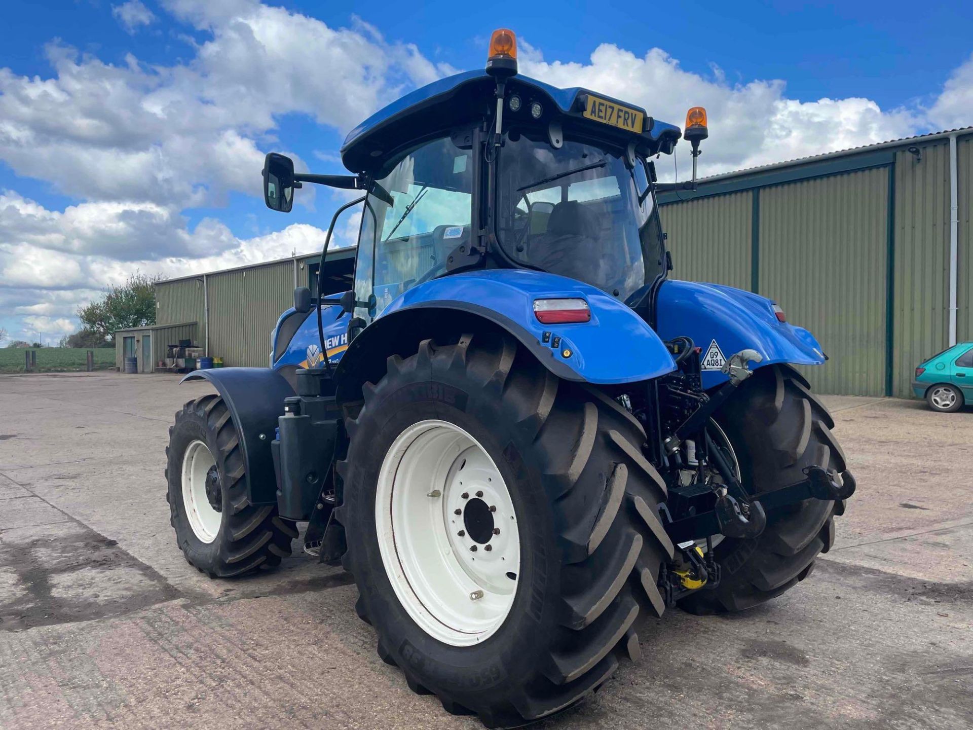 2017 New Holland T7.210 AutoCommand 4wd 50kph tractor with front linkage and PTO, 4 electric spools, - Image 13 of 16