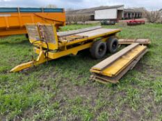1977 T A Gull 8t hydraulic tipping drop-side trailer on 12.5/80-15.3 wheels and tyres. Serial No: 20