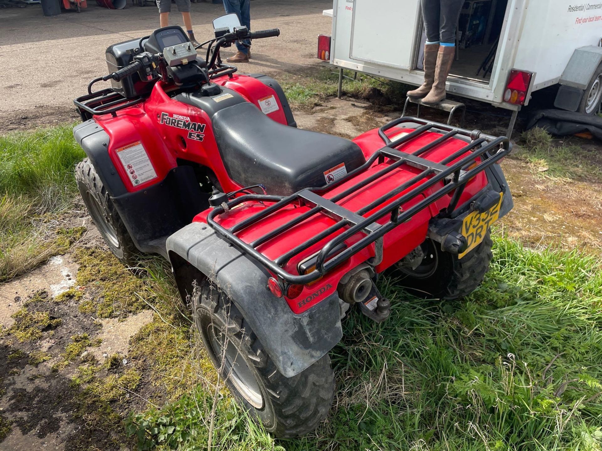 Honda Foreman ES4x4 petrol quad bike on 25x8-12 front and 25x10-12 rear wheels and tyres with front - Image 3 of 7