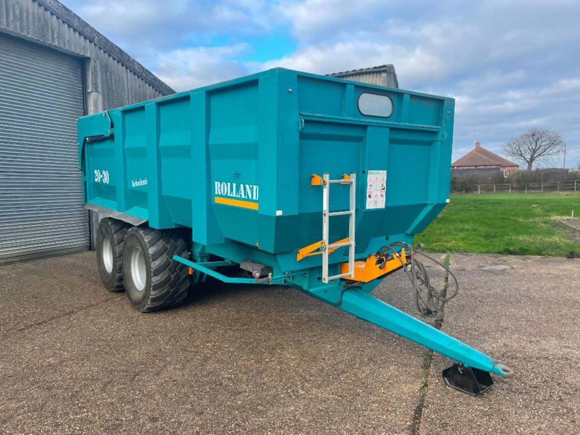 2010 Rolland Turboclassic 20-30 14t twin axle grain trailer with sprung drawbar, hydraulic tailgate - Image 6 of 18