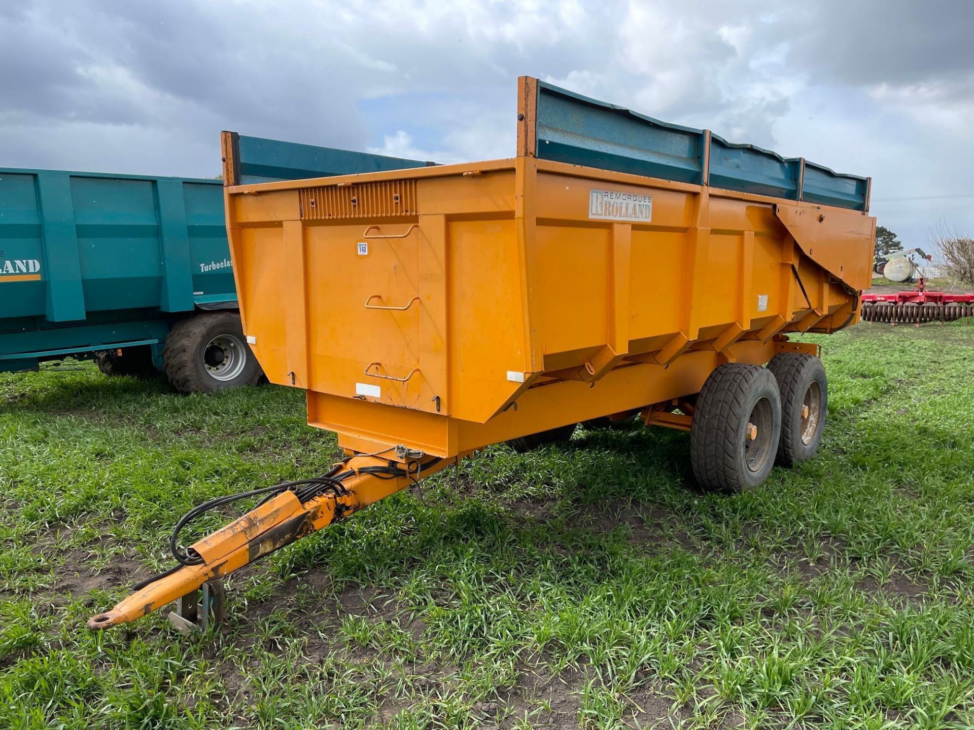 1992 Rolland T13 twin axle grain trailer with sprung drawbar, hydraulic tailgate and grain chute on