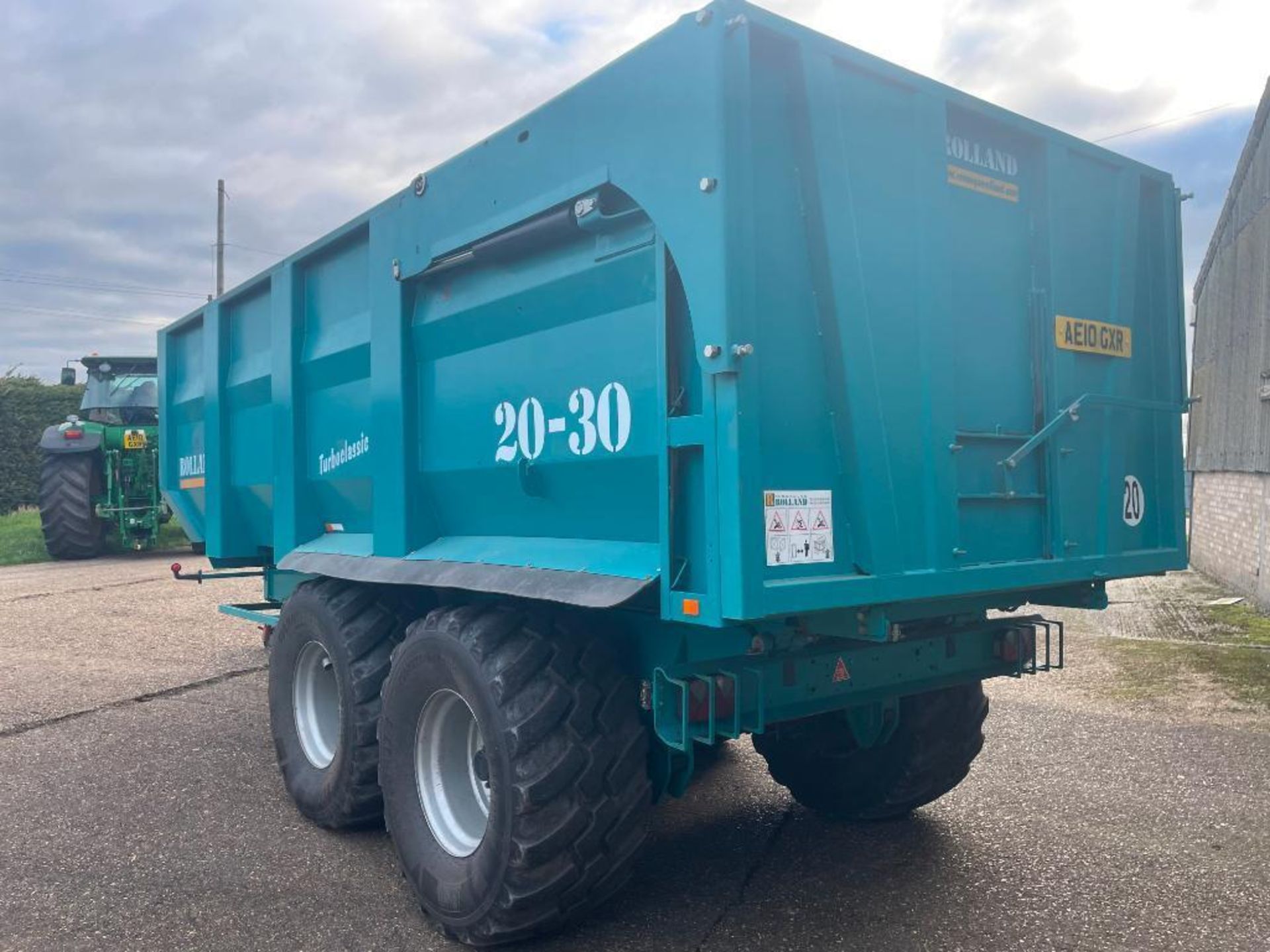 2010 Rolland Turboclassic 20-30 14t twin axle grain trailer with sprung drawbar, hydraulic tailgate - Image 9 of 18