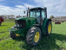 2002 John Deere 6520 4wd PowerQuad tractor with 3 manual spools and TLS front suspension on 420/85R2