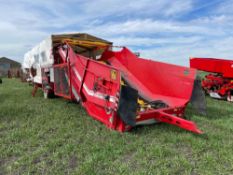 2012 Grimme RH24-60 Combi grader with picking off table, canopy, grading screens and cleaner rollers