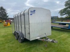 Ifor Williams TA510G twin axle livestock trailer with partitioning gate on 6.00/18 wheels and tyres.