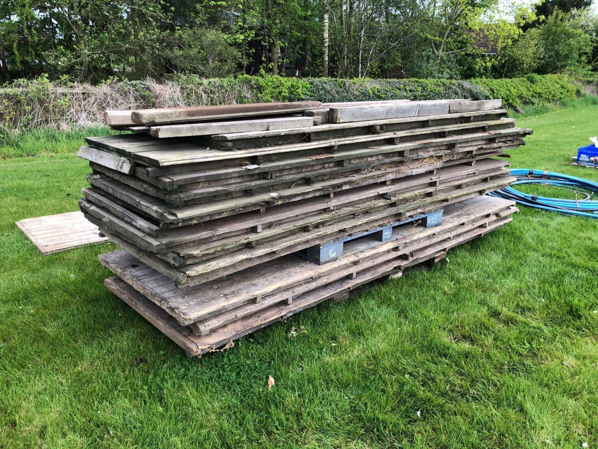 Quantity wooden sections