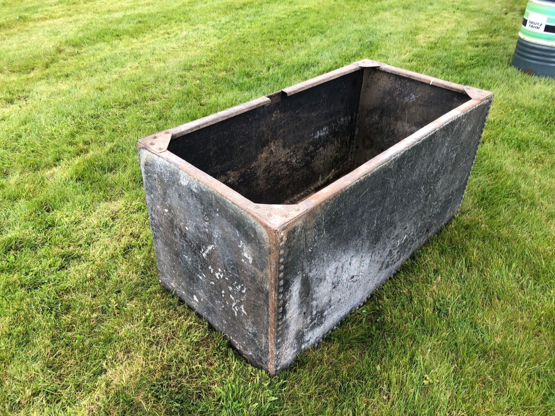 Galvanised open topped tank - Image 3 of 3