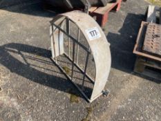 Galvanised feeder