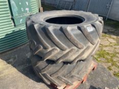 Pair Michelin 600/65R28 tyres