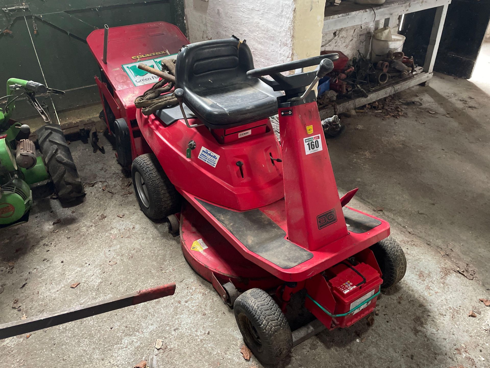 Countax 30 hydrostatic ride on lawn mower, 30" cut, petrol ​​​​​​​NB: Comes with manual