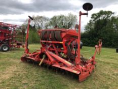 2007 Kuhn Combiliner Venta LC 402 combination drill with 2007 Kuhn HR4003 power harrow c/w tramline