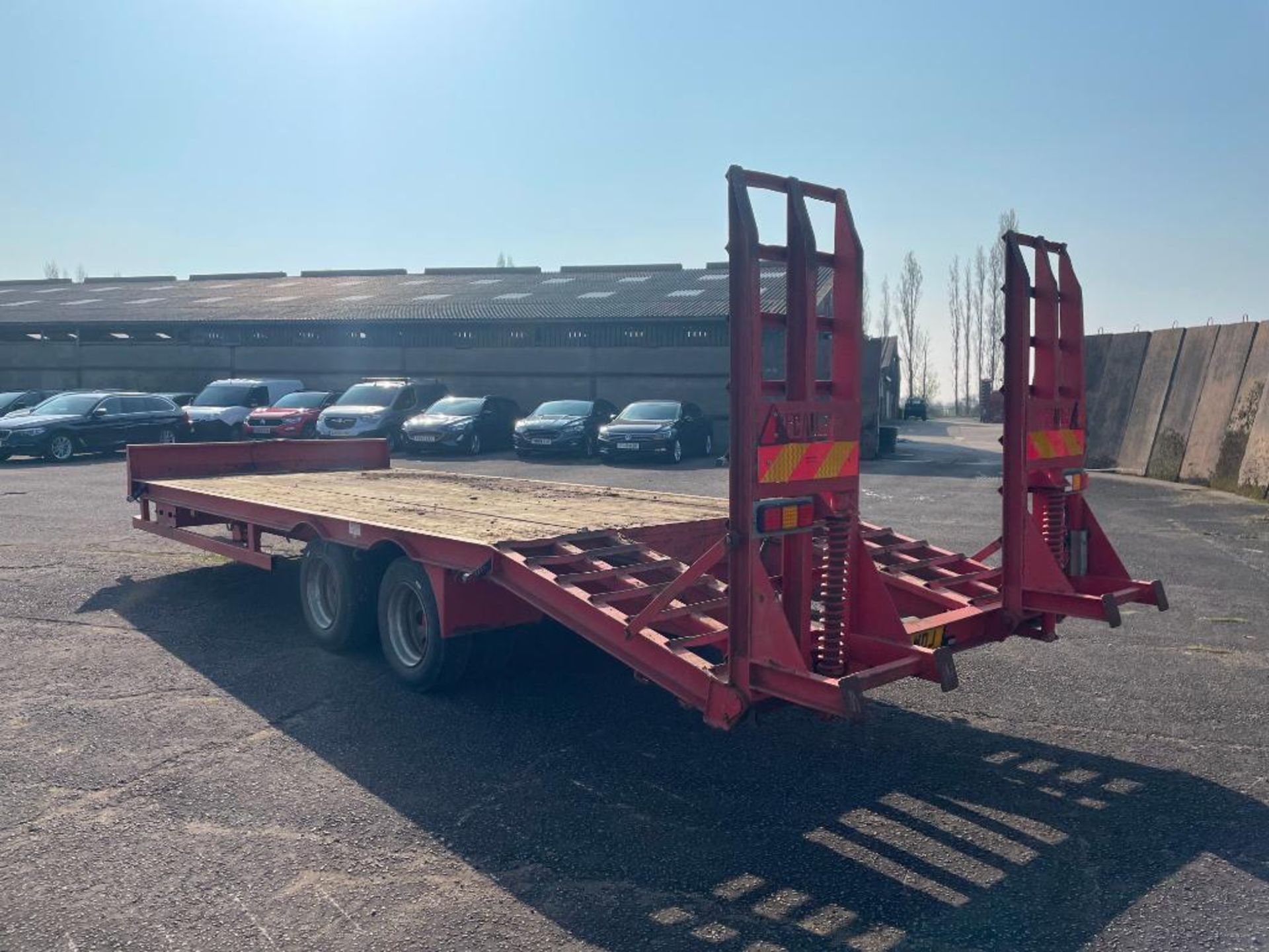2011 McCauley twin axle beaver tail low loader trailer, 25' (20' main trailer with 5' beaver) wooden - Image 6 of 10