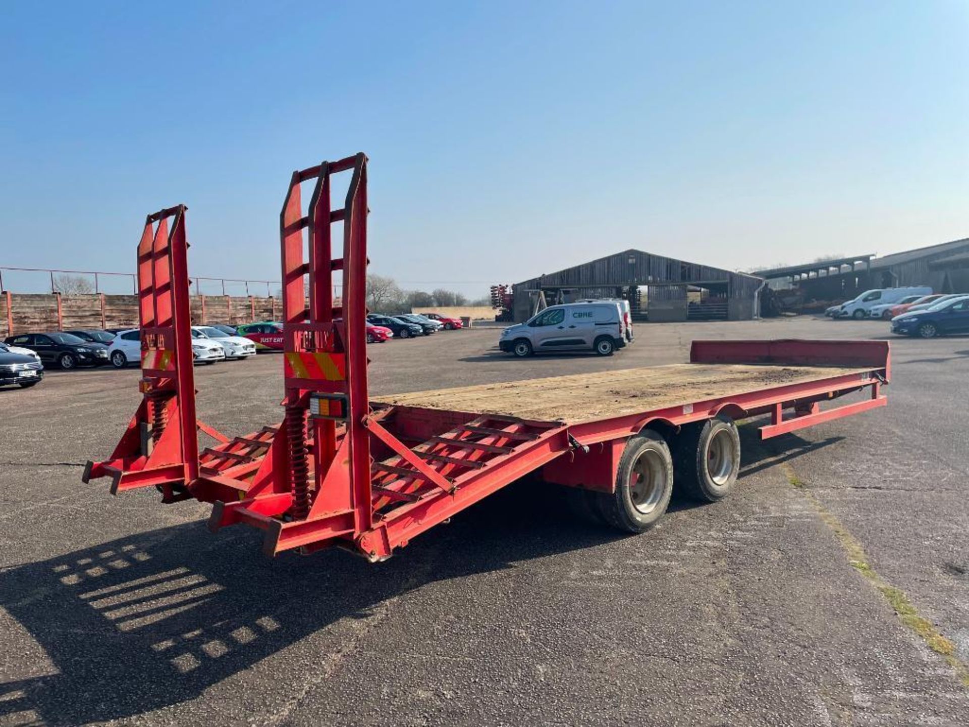 2011 McCauley twin axle beaver tail low loader trailer, 25' (20' main trailer with 5' beaver) wooden - Image 5 of 10